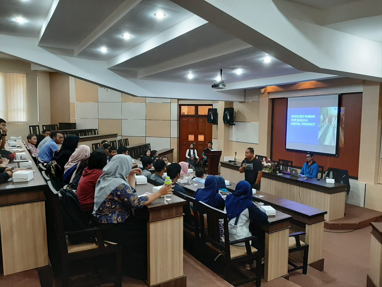 Seminar Ui Ux Dari Ixda Malang Fakultas Teknologi Industri Institut Teknologi Nasional Malang