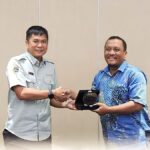 Arief Setiyawan, ST MT, Pembina Mata Kuliah Perencanaan Pariwisata ITN Malang (kanan) bersama Sekretaris Direktorat Jenderal Tata Ruang, Farid Hidayat