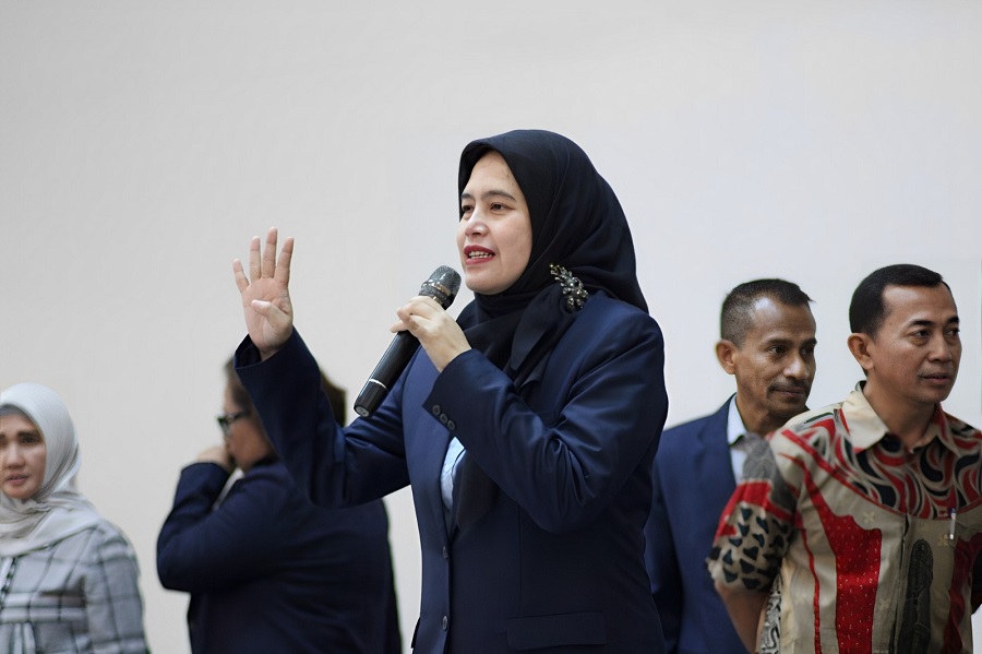 Dekan FTSP ITN Malang, Dr. Debby Budi Susanti, ST, MT., saat memberikan sambutan pada yudisium FTSP ITN Malang.