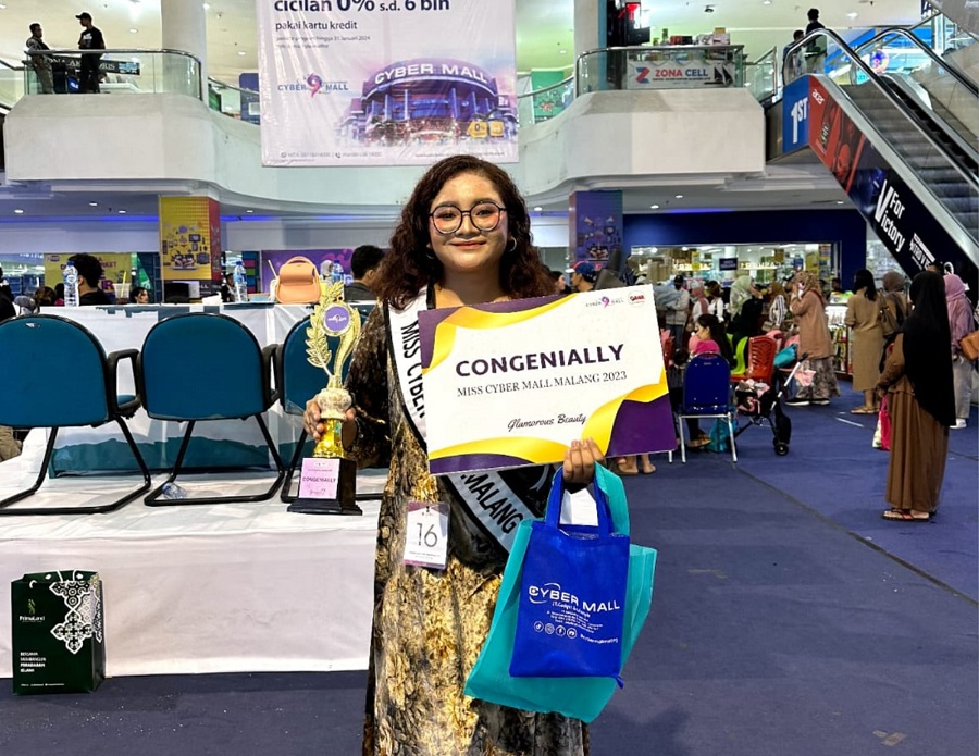 Zabel Awalia mahasiswa Teknik Sipil S-1 ITN Malang raih nominasi Best Congenially Miss Cyber Mall Malang 2023