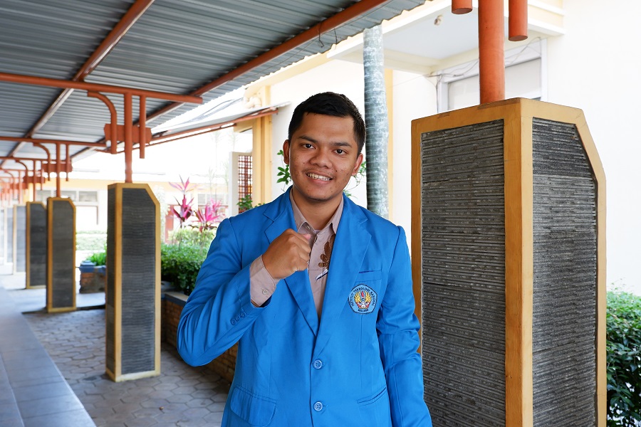 Kevie Desderius, lulusan terbaik Prodi Perencanaan Wilayah dan Kota (PWK) S-1, FTSP, ITN Malang pada wisuda ke 70 tahun 2023
