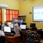 Widiyanto Hari Subagyo Widodo, ST., MSc dosen PWK ITN Malang menjadi pemateri pada Bimbingan Teknis Dasar-Dasar Perencanaan Tata Ruang dan Pelatihan Sistem Informasi Geografis, Pemkab Sorong