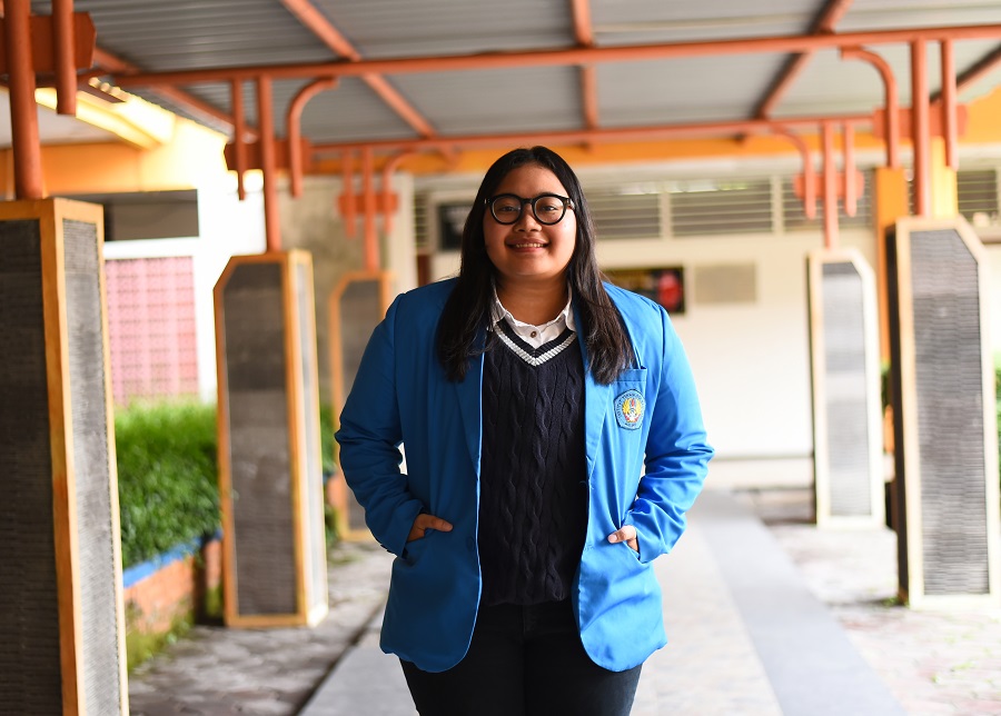 ChenBeatrix Tifana Lake lulusan terbaik Teknik Geodesi S-1, Fakultas Teknik Sipildan Perencanaan (FTSP), ITN Malang pada wisuda ke-71 ITN Malang tahun 2024 (2)