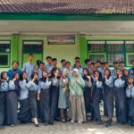Prodi Teknik Informatika S-1, ITN Malang menyelenggarakan Pelatihan Pemrograman Web di SMKN 2 Singosari Malang