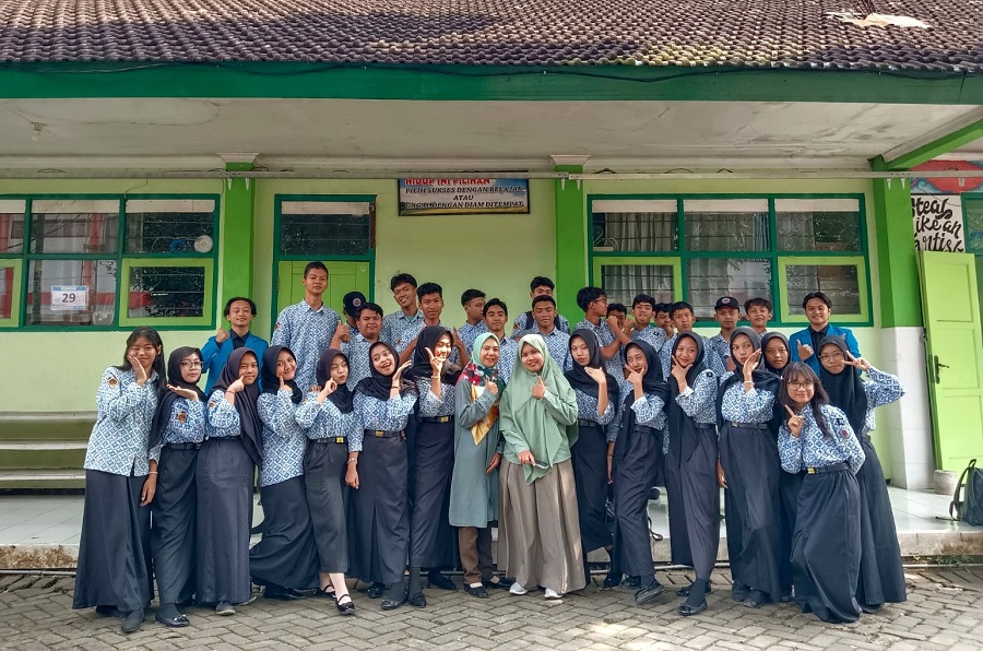 Prodi Teknik Informatika S-1, ITN Malang menyelenggarakan Pelatihan Pemrograman Web di SMKN 2 Singosari Malang