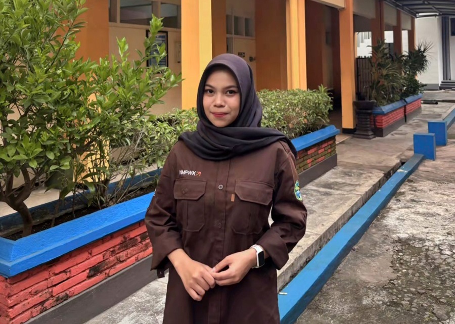 Shelly Ariesta Nafisah, mahasiswi PWK ITN Malang meraih Beasiswa Unggulan Masyarakat Berprestasi Tahun 2025, Batch 4 Kemendikbudristek (1)