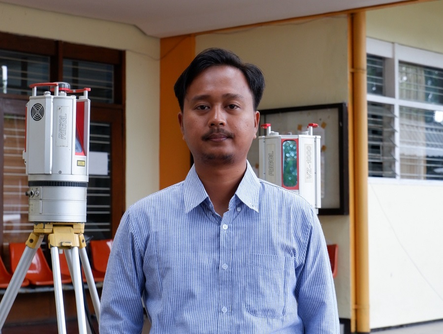 Saipul Muklas, Unit Head Mine Survey PT Saptaindra Sejati (SIS) - Group PT AlamTri Geo, alumni Teknik Geodesi S-1 ITN Malang angkatan 2012 (2)