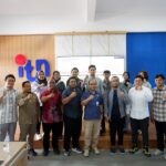 Peserta paparan Laporan Antara Penyusunan Peta Dasar Provinsi Jawa Timur dari perwakilan DPRKPCK Pemprov Jatim bersama tim ahli ITN Malang